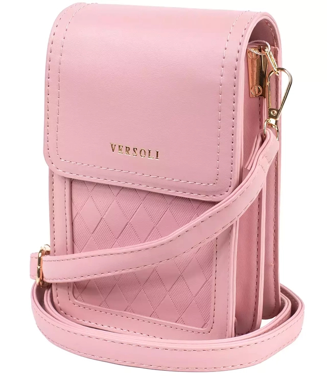 Malá sáčková kabelka s klopou s prošívanou přední stranou