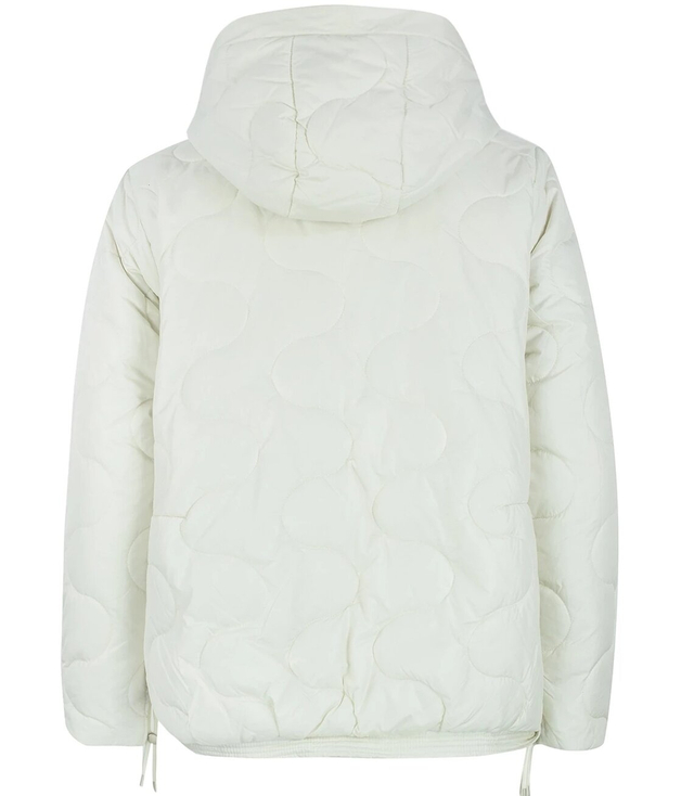 Krátká prošívaná přechodná bunda se stojáčkem