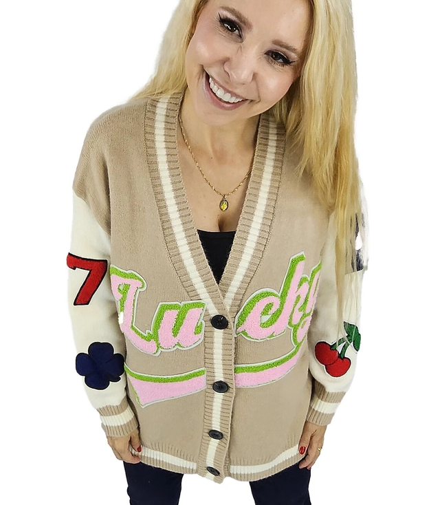 Krátký svetr se záplatami LUCKY