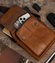 Pánská malá obdélníková polstrovaná taška elegantní