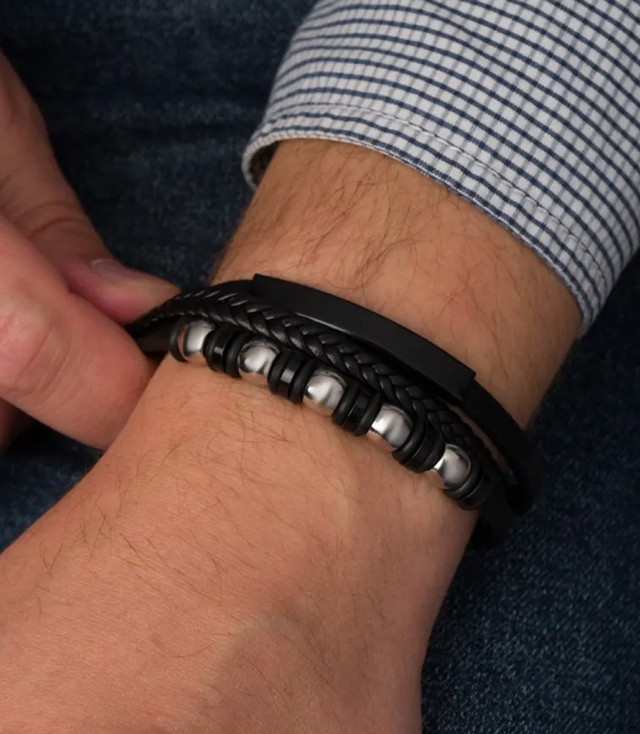 Pánské náramky ideální pro dárek pletené