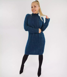 Pletené šaty s rolákem a vlněným rolákem