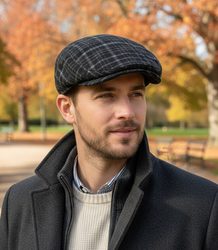 Stylová pánská přilba Univerzální barvy