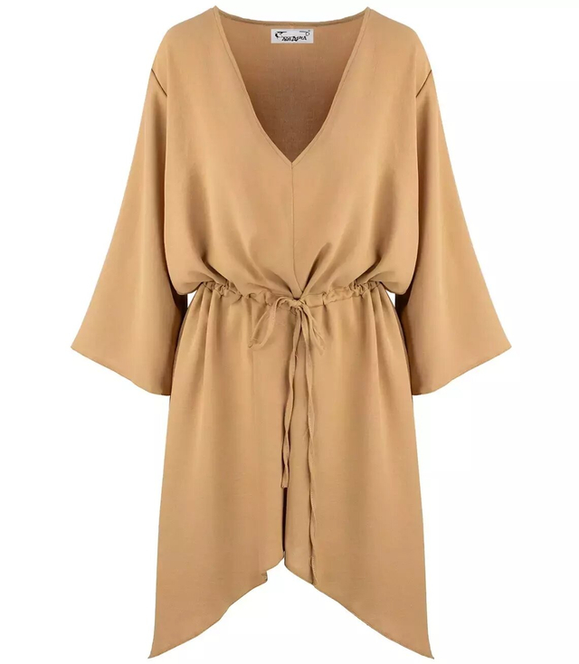 Krásné volné asymetrické minišaty