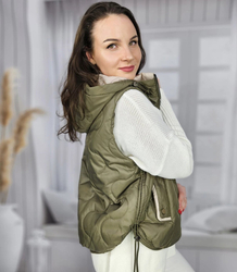 Dámská krátká vesta bez rukávů PLUS SIZE LILY