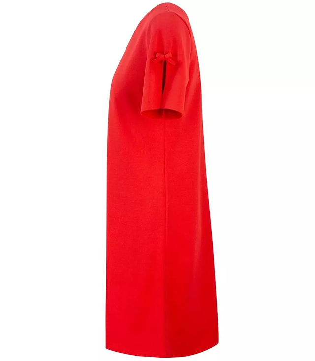 Elegantní rovné rozšířené mini šaty