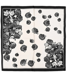 Stylová elegantní šála Mix krásných vzorů 70x70 cm