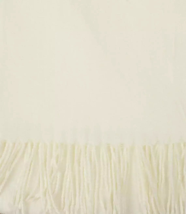 Hladká šála Silná šála se střapci BASIC