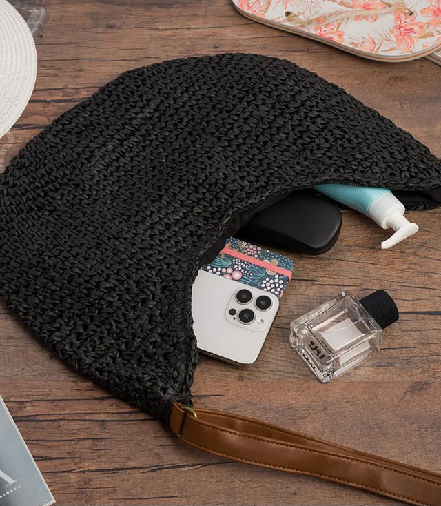 Půlkruhová boho kabelka s popruhem z ekokůže a zapínáním na zip