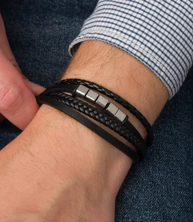 Pánské náramky ideální pro dárek pletené