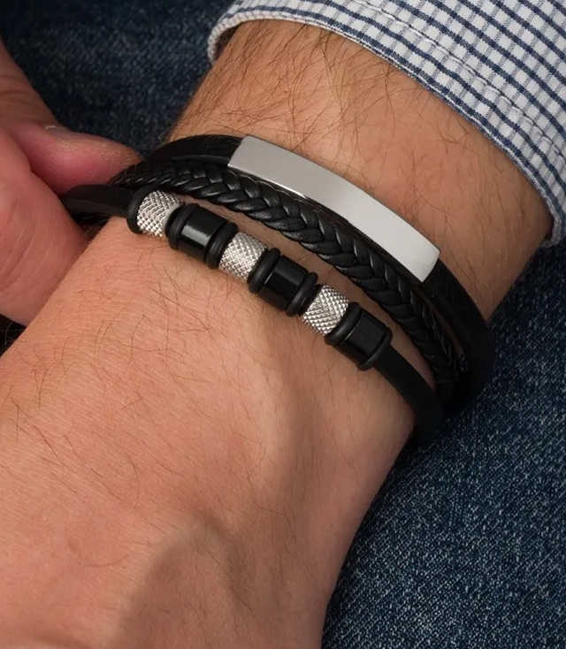 Pánské náramky ideální pro dárek pletené