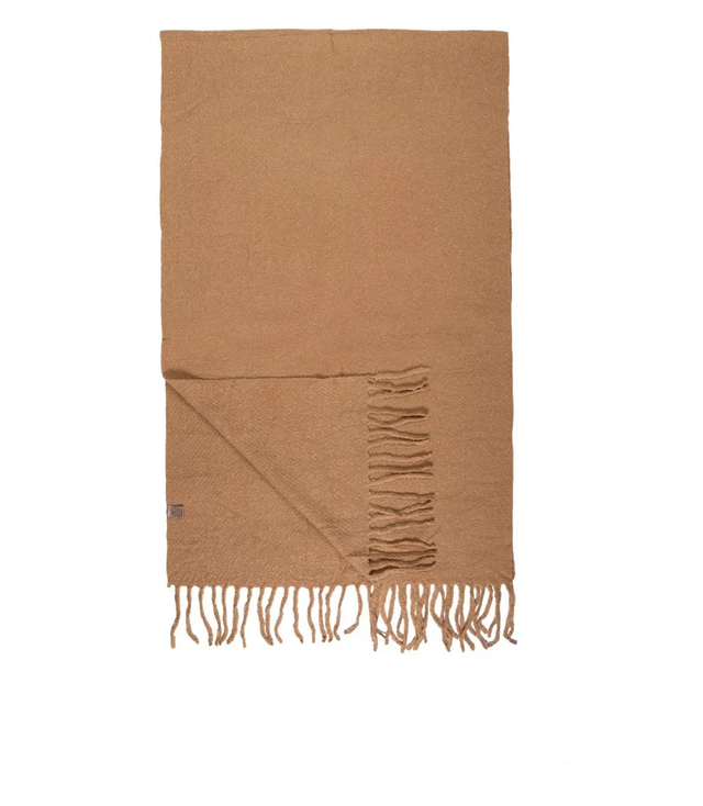 Elegantní šátek s třásněmi v jedné barvě