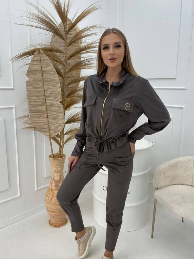 Tepláková souprava se semišovou bundou a kalhotami