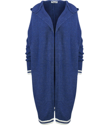 Teplý měkký svetr s kapucí