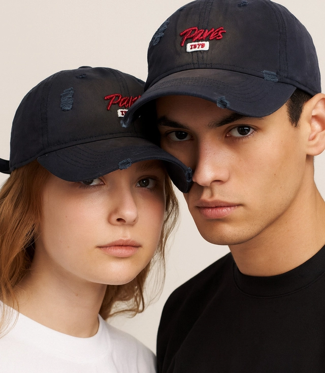 Baseballová čepice s ozdobnou nášivkou PARIS