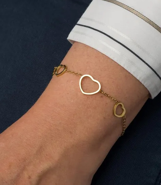 Elegantní zlatý dámský náramek z oceli