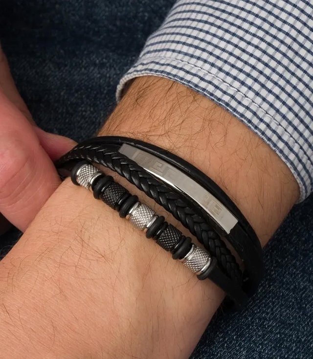 Pánské náramky ideální pro dárek pletené