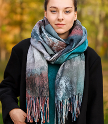 Dámská šála se střapcovým motivem v barvě kravaty