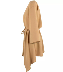 Krásné volné asymetrické minišaty