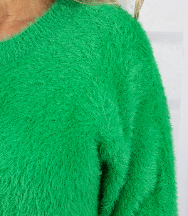 Nadýchaný svetr pletené šaty kulatý výstřih FLUFFY