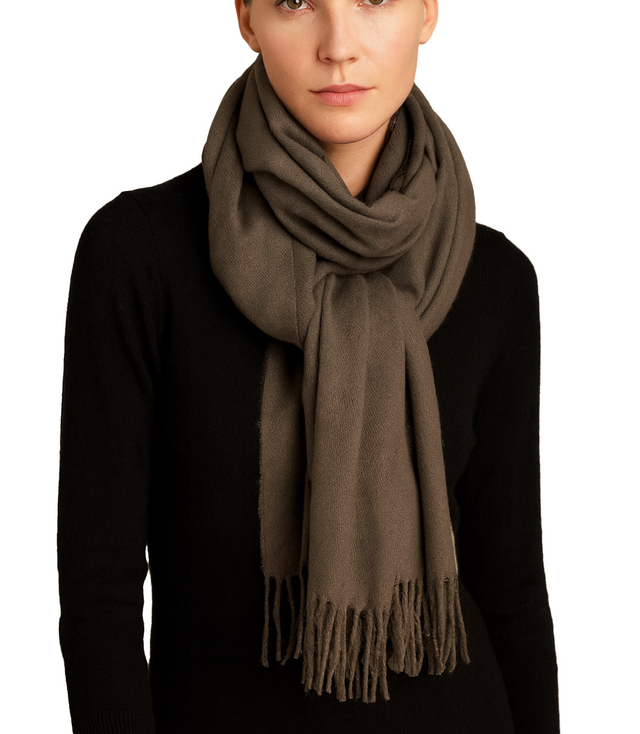 Měkká velká šála s třásněmi klasická