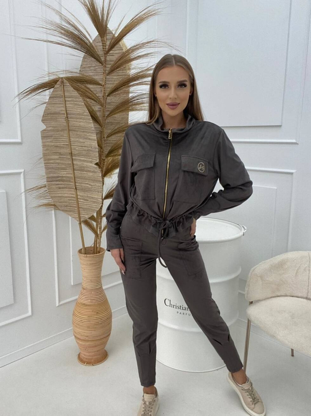 Tepláková souprava se semišovou bundou a kalhotami