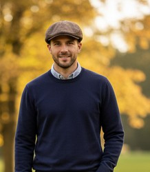 Stylová pánská přilba Univerzální barvy