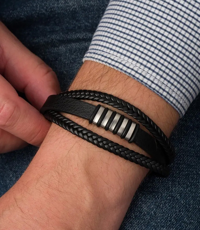 Pánské náramky ideální pro dárek pletené