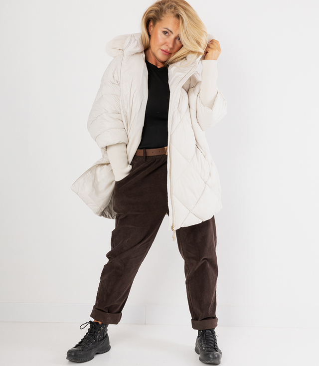 Zimní oversize bunda s kapucí a kožešinou NORDIC PUFF