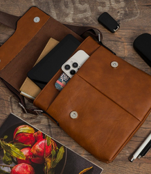 Pánská malá obdélníková polstrovaná taška elegantní