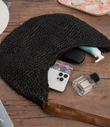 Půlkruhová boho kabelka s popruhem z ekokůže a zapínáním na zip