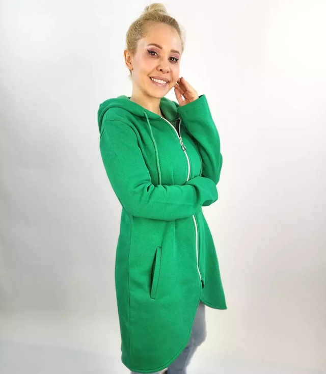 Rozepnutá mikina v pase zpět delší přehoz