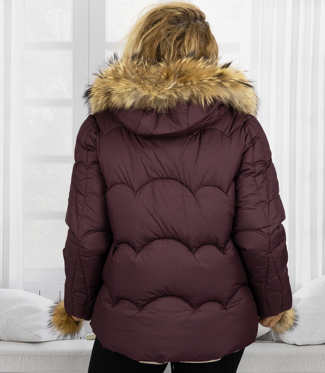 Teplá zimní bunda s ozdobnými bambulkami SHAKIRA