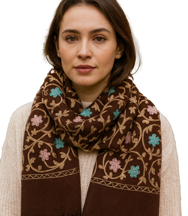 Dámská vzorovaná šála s třásněmi 
