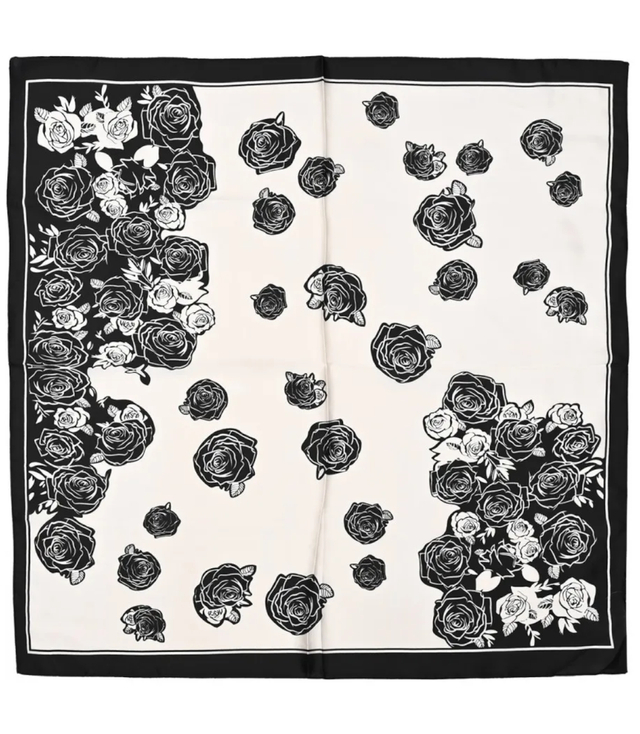 Stylová elegantní šála Mix krásných vzorů 70x70 cm