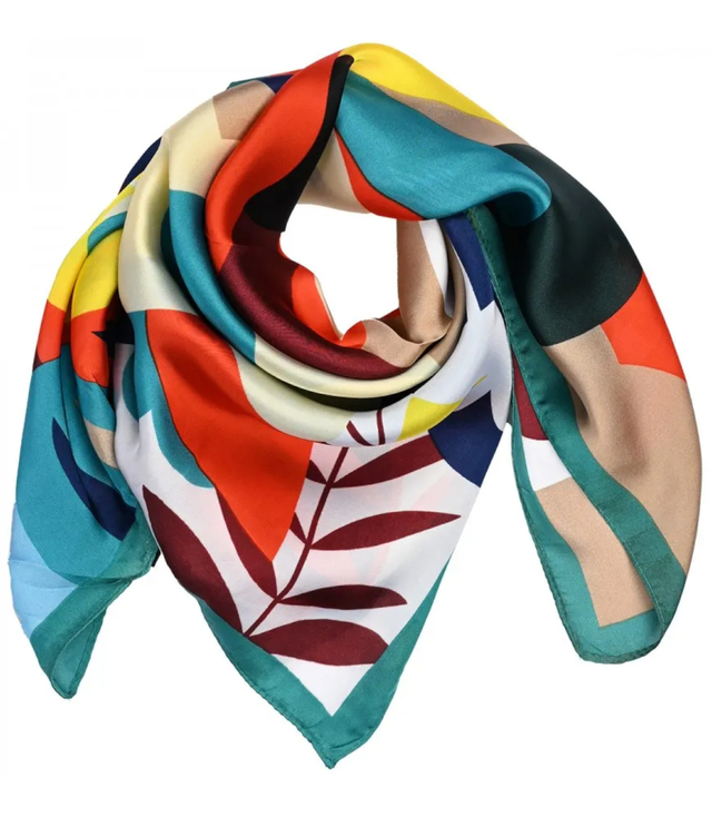 Stylová elegantní šála Mix krásných vzorů 70x70 cm