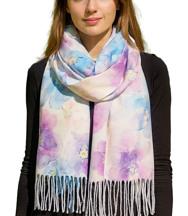 Dámská šála s květinovým motivem a střapci elegantní