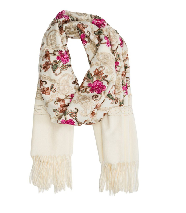 Dámský folklórní šátek s květinovým motivem a střapci