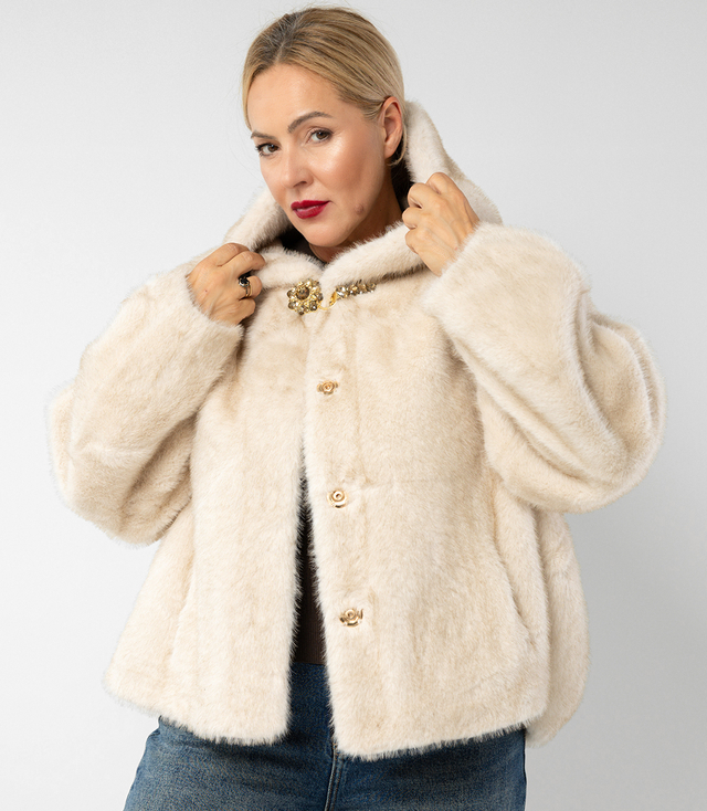 Luxusní kožešinový trapézový střih se zlatými prvky AURORA