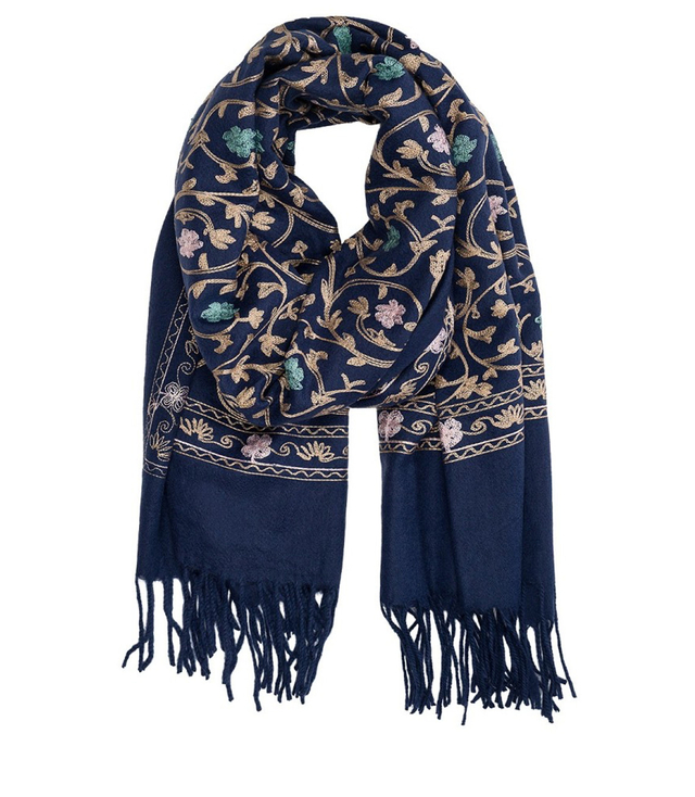 Dámská vzorovaná šála s třásněmi 