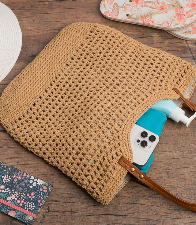 Stylová boho kabelka s kostkovaným a lněným interiérem