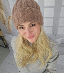 Stylová dámská zimní čepice