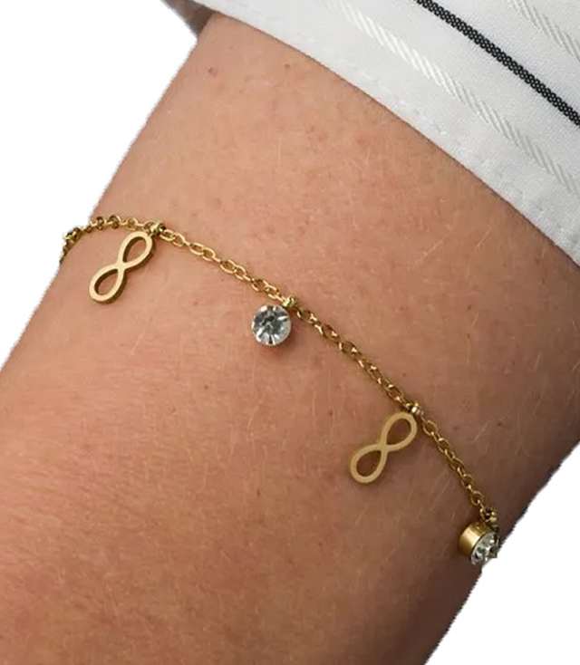 Elegantní zlatý dámský náramek z oceli