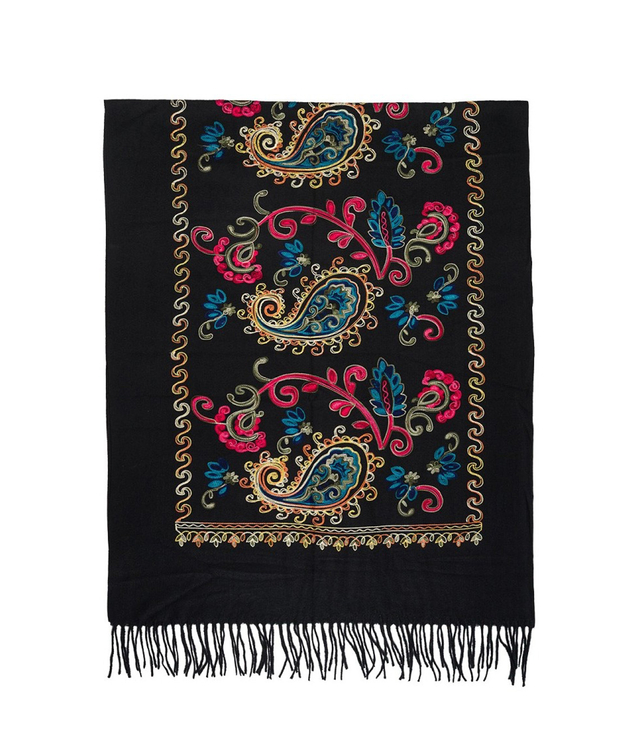 Dámský šátek s květinovým ornamentem stylový